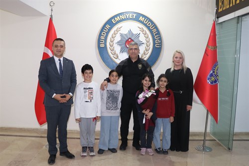 Sayın Misafirlerimize Nazik Ziyaretlerinden Dolayı Şükranlarımızı Sunarız